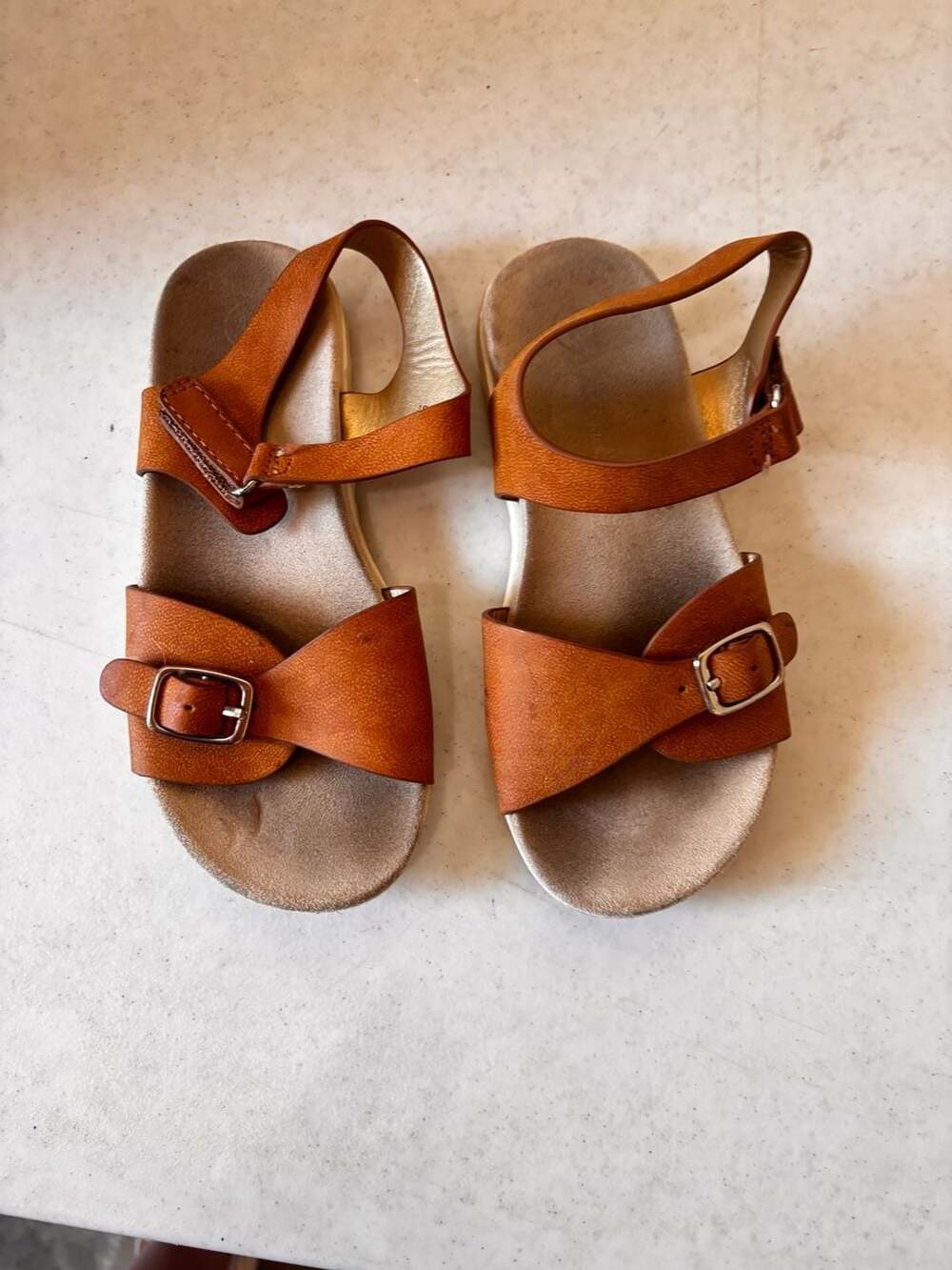 Cat & Jack Cognac Brown Buckle Footbed Sandals Size 10